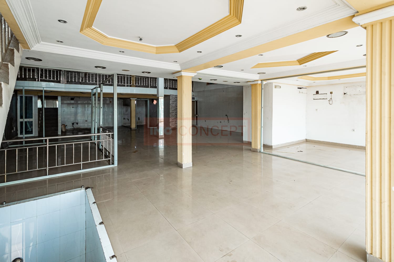 Foto de Edifício de 3 Andares à Venda, no Cassenda