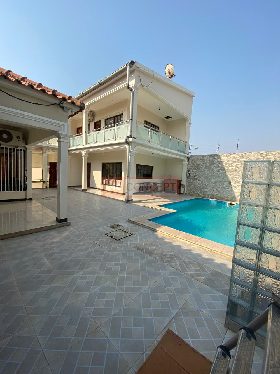 Foto de Vivenda V6+1 à Venda no Lar do Patriota