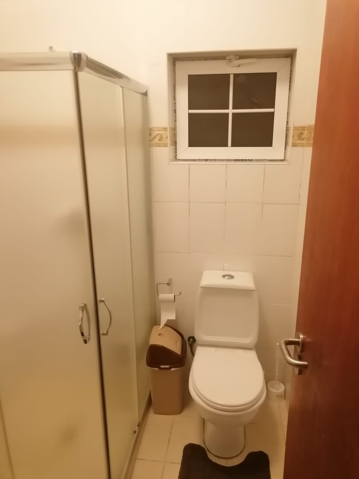 Foto de Vende-se Magnífica Moradia T4 Duplex Semi-Mobilada