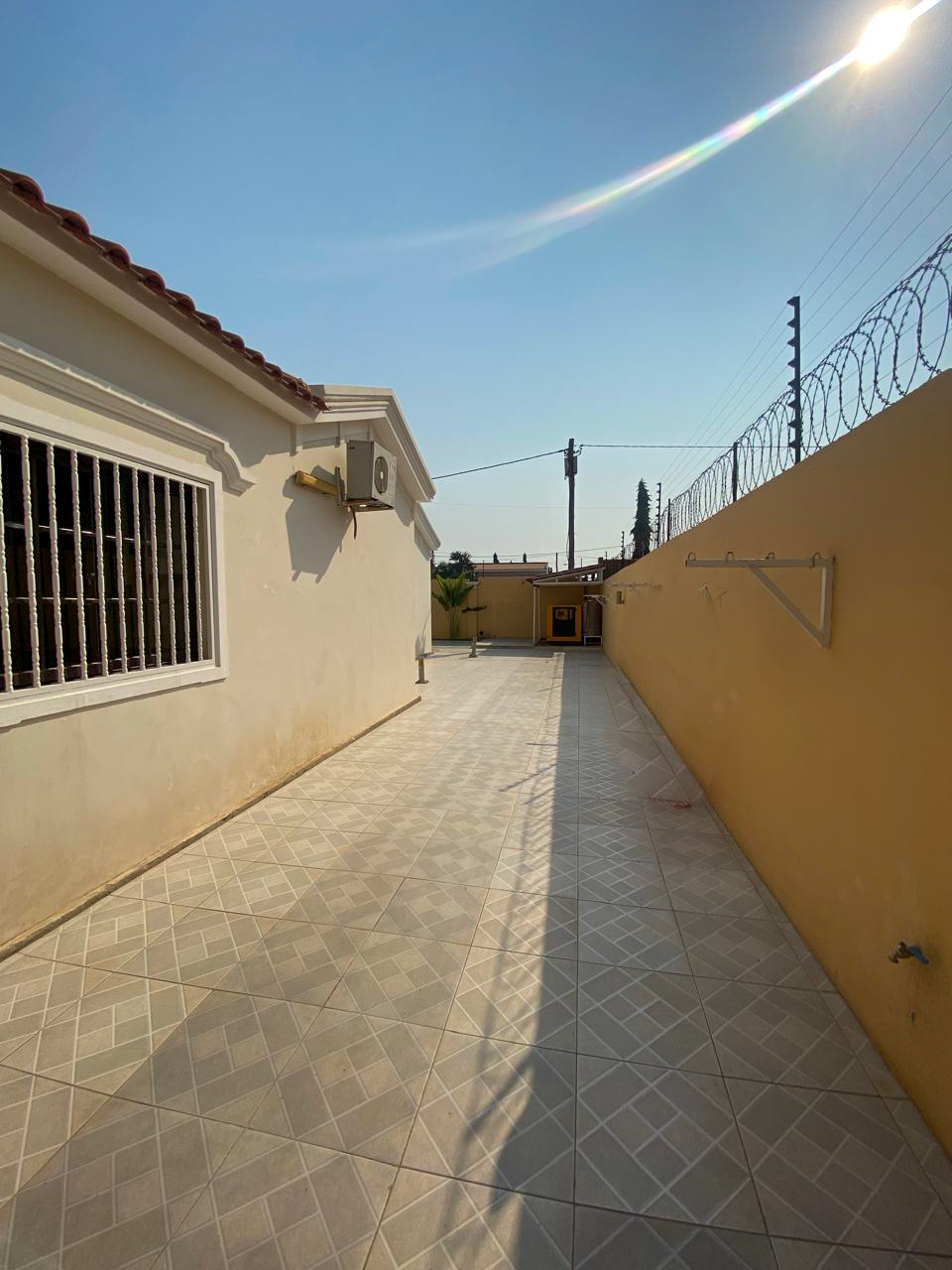 Foto de Vende-se Vivenda V6 Patriota