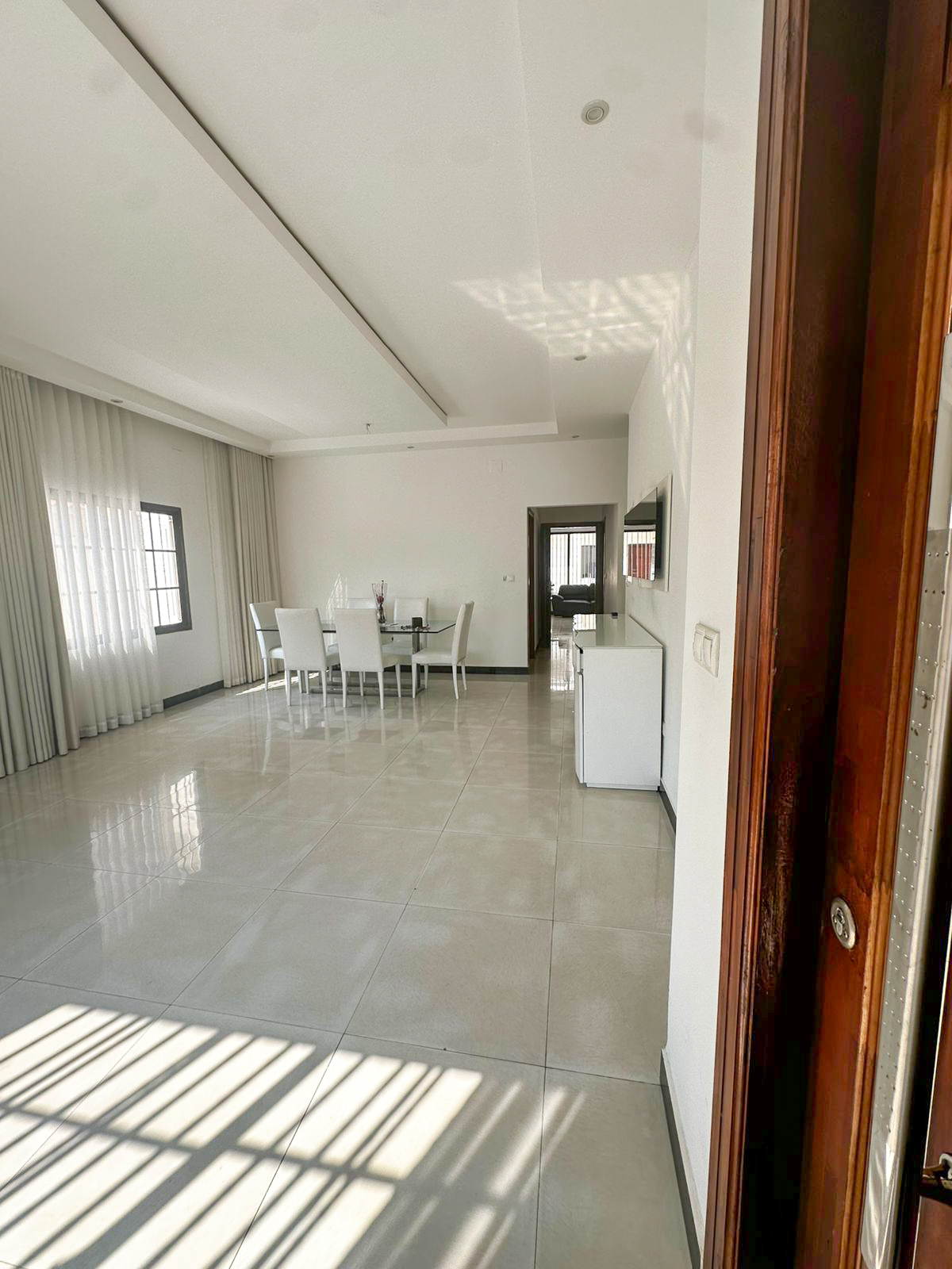 Foto de Vende-se Vivenda V6 Patriota