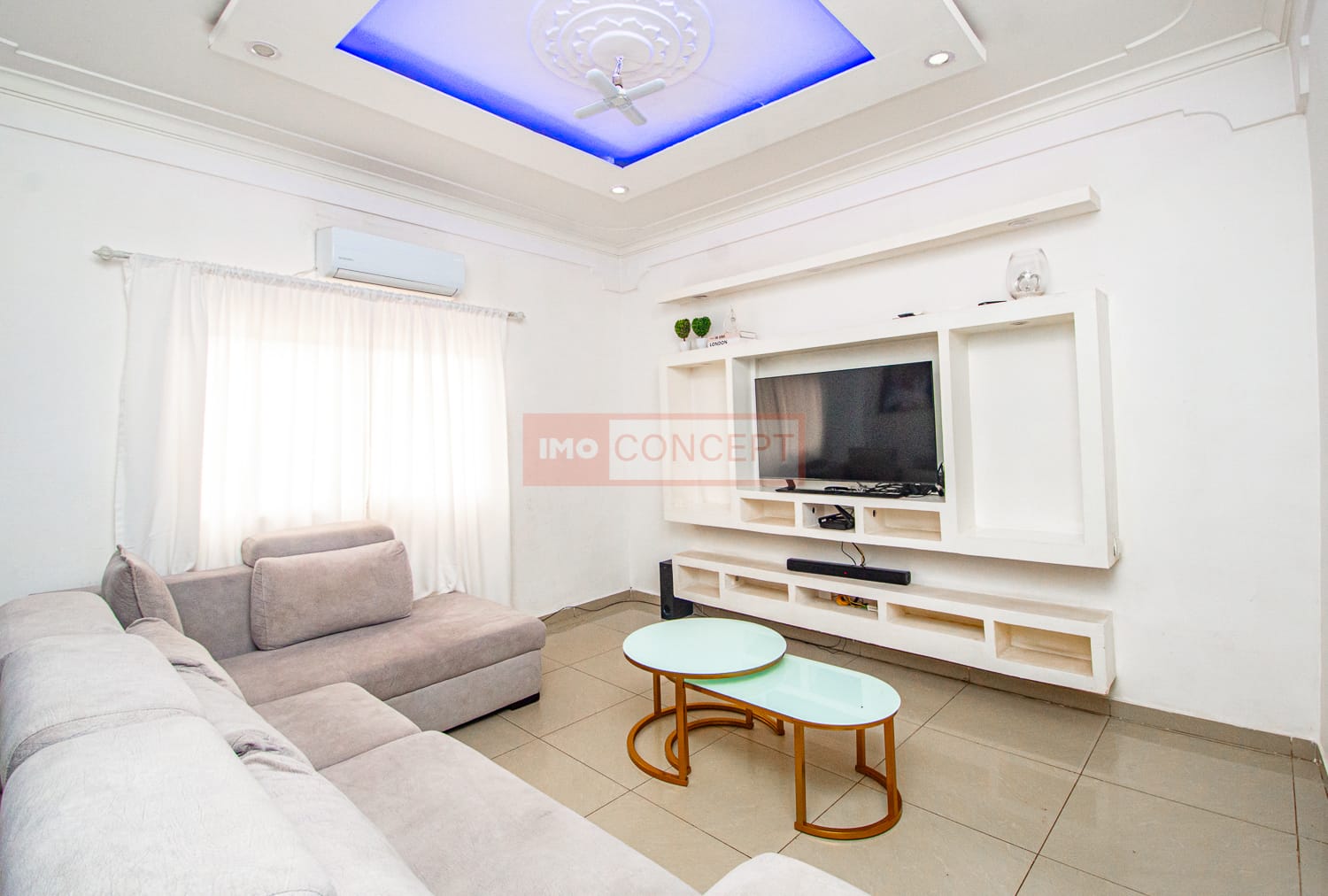 Foto de Vivenda V6 à Venda no Futungo de Belas.