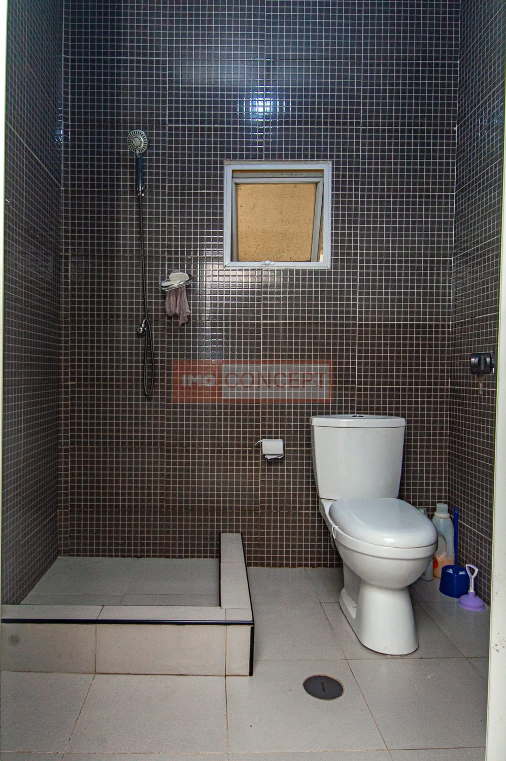 Foto de Vivenda V6 à Venda no Futungo de Belas.