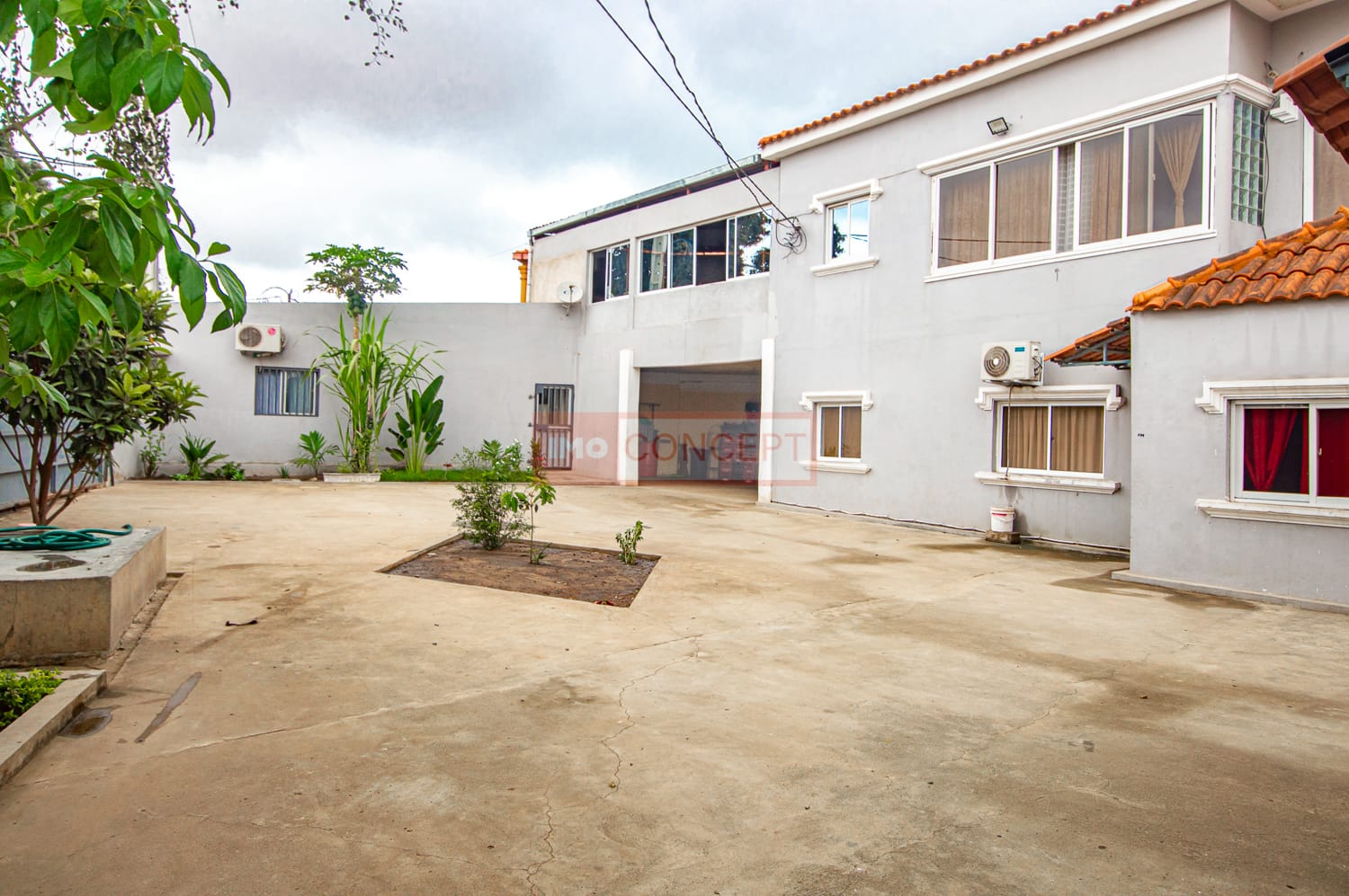 Foto de Vivenda V6 à Venda no Futungo de Belas.